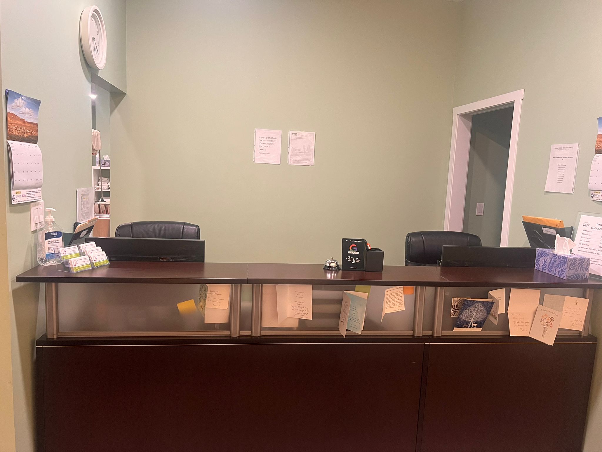 Caring Hands Physiotherapy Beddington Calgary NW – Front Desk Reception Front desk reception area at Caring Hands Physiotherapy in Beddington Calgary NW.